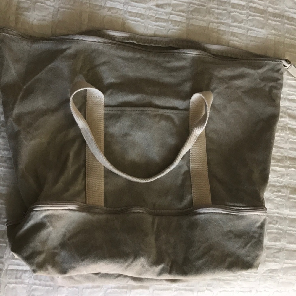 Lo and Sons Catalina weekender